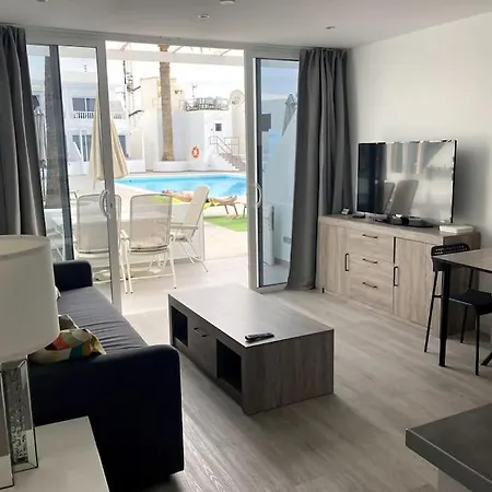 Lejlighed Airconditioned 2bed Poolside Puerto del Carmen (Lanzarote)