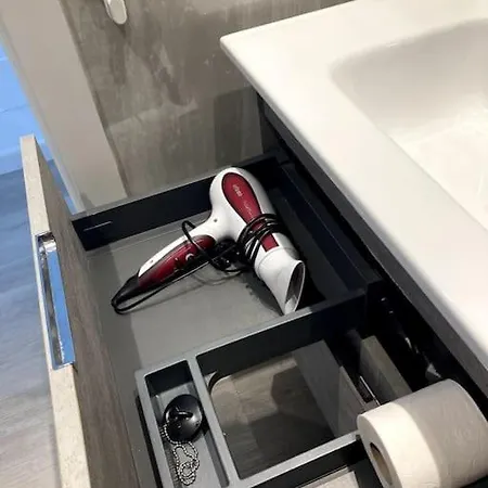 Airconditioned 2bed Poolside Апартаменти *