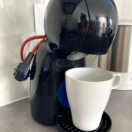 Airconditioned 2bed Poolside Апартаменти