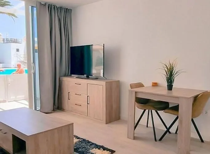 Apartamento Airconditioned 2bed Poolside *